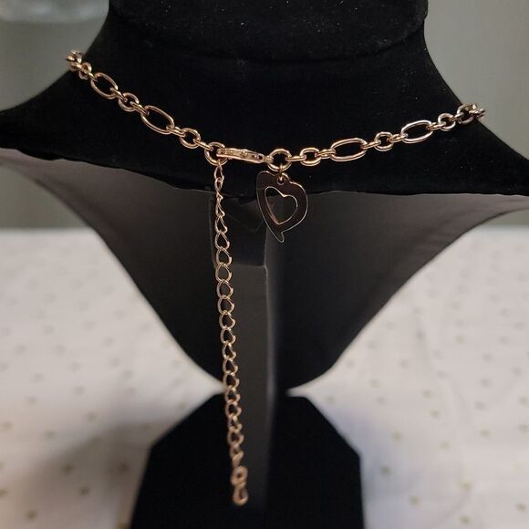 Beautiful Rhinestone Butterfly Statement Necklace - Picture 4 of 7